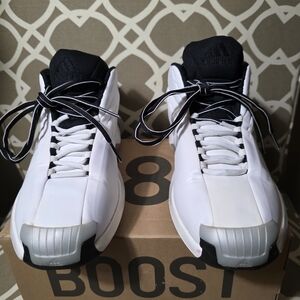 Adidas Men's White and Black Sneakers